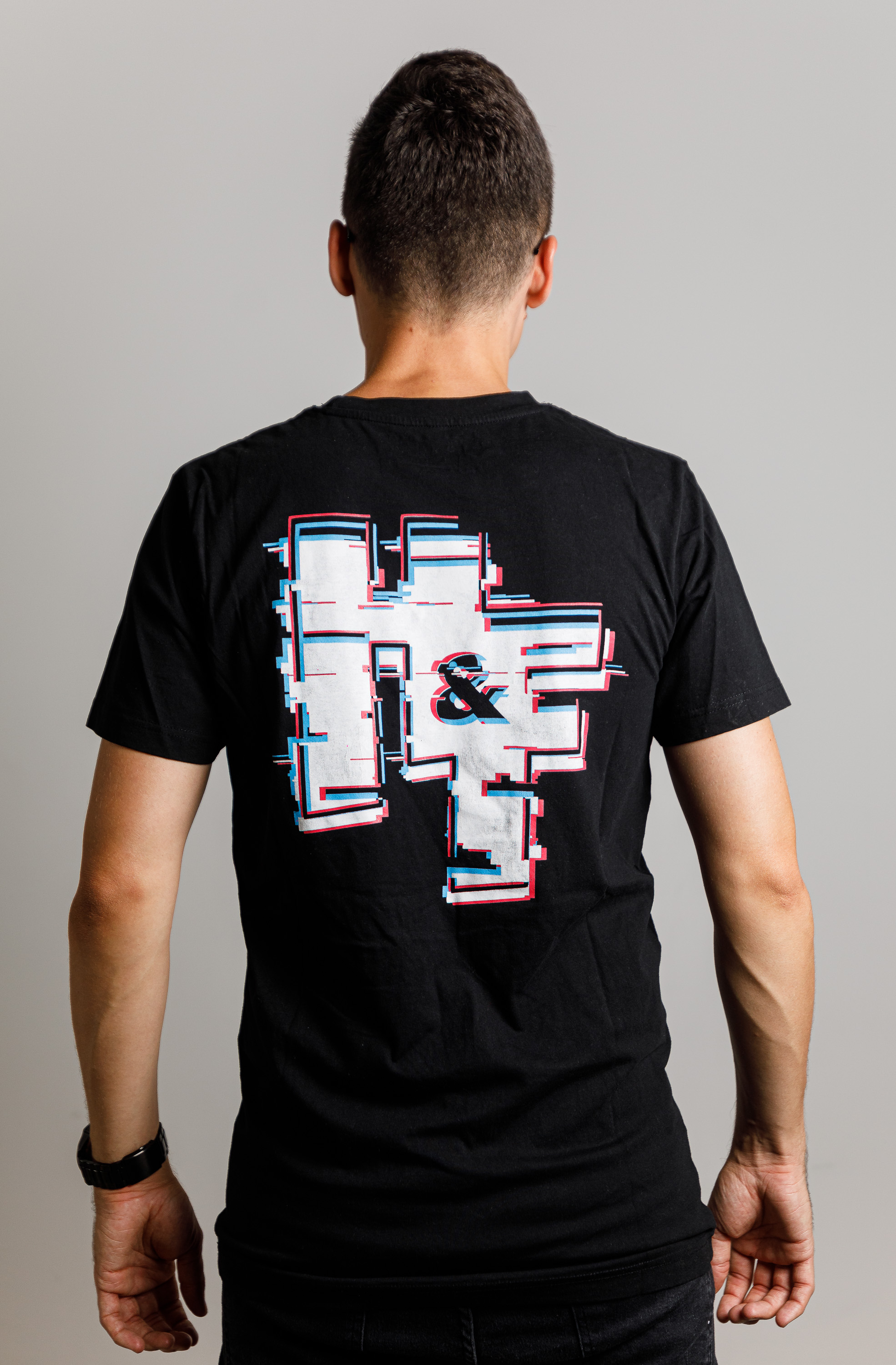 Harris-Ford_Shirt_Glitch_back